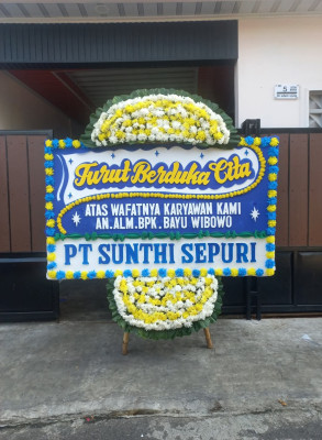 Papan Bunga Duka di Manutapen